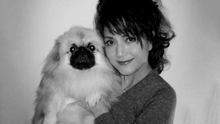 Thi Minh được thông báo đã qua đời vì suy đa tạng do biến chứng của bệnh viêm phổi. Ảnh: Sohu. 