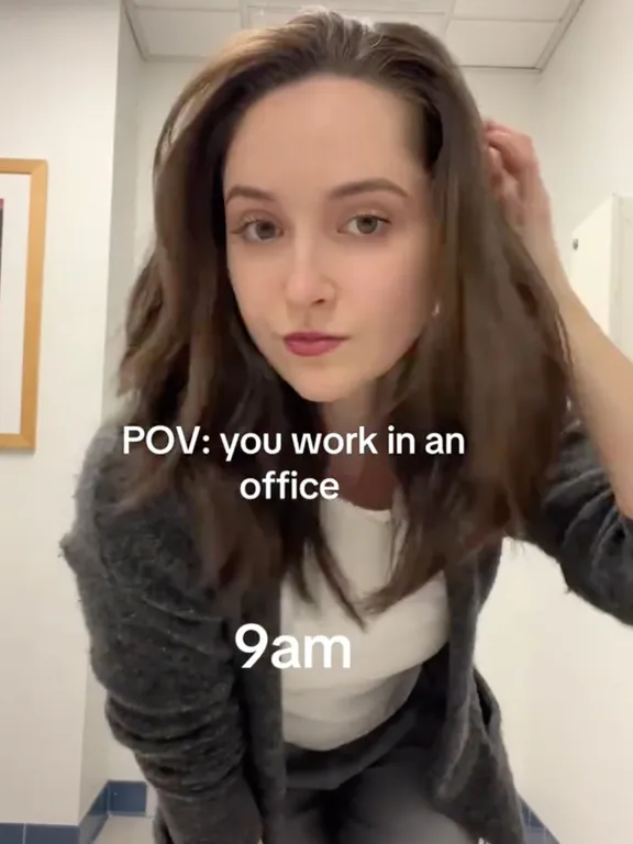 Sáng đi làm còn xinh xắn, trưa soi gương thấy xuống sắc: 