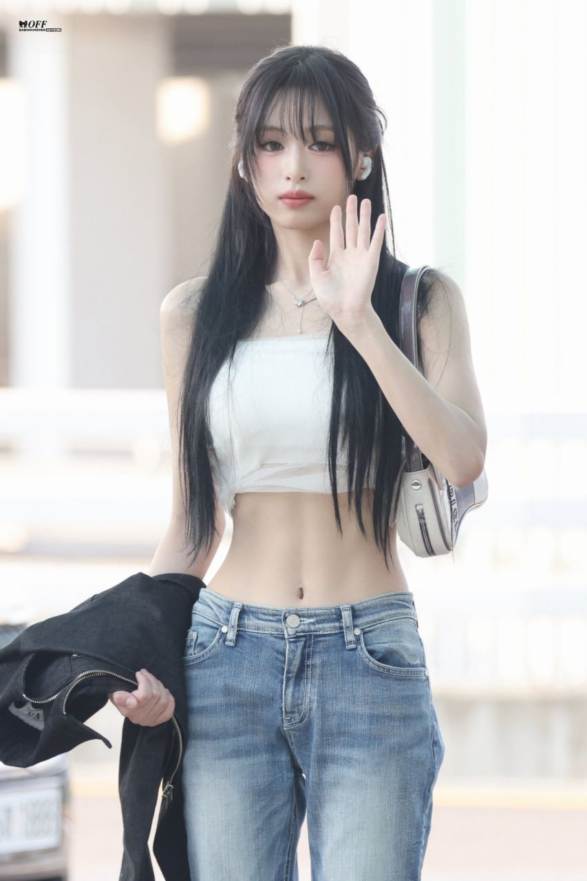 Nữ idol gập bụng 800 lần 1 ngày bị netizen Trung chê phát tướng, mặc luộm thuộm