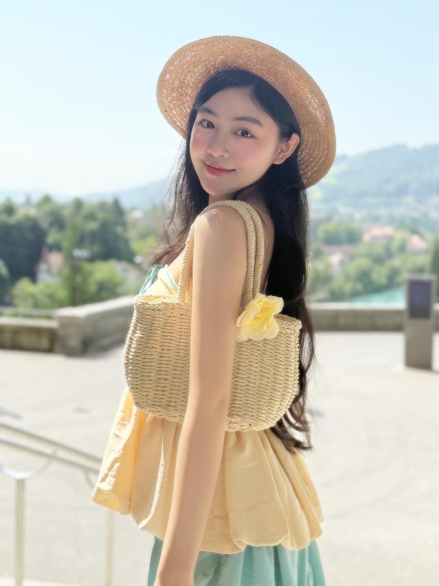 Chuyện tình duyên của Lọ Lem đang nhận về nhiều sự quan tâm.