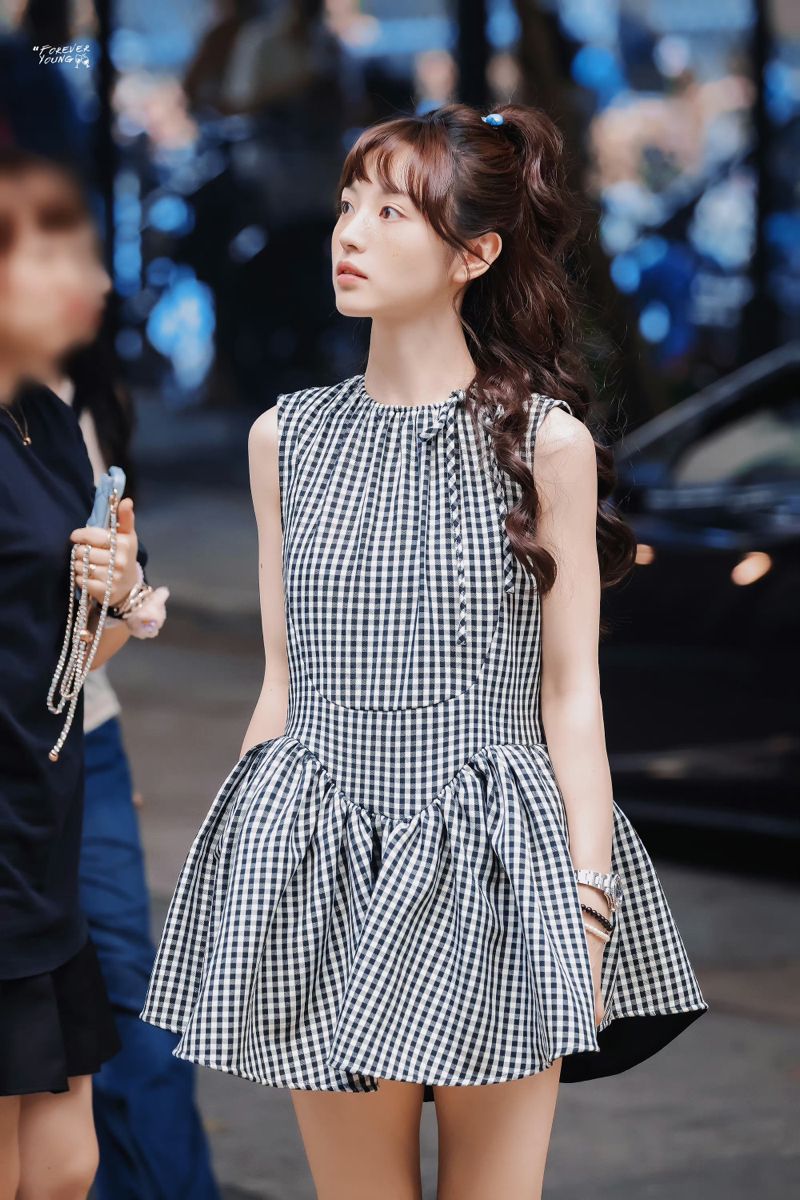 Showbiz có mỹ nhân “mặt học sinh body phụ huynh”: Mặc đẹp không trượt lần nào, xuất hiện ở đâu thì nơi đó như Milano