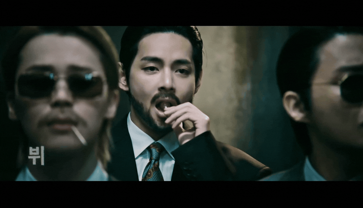 BTS “bựa” chưa từng thấy, nam thần đẹp nhất thế giới đang làm gì thế này?