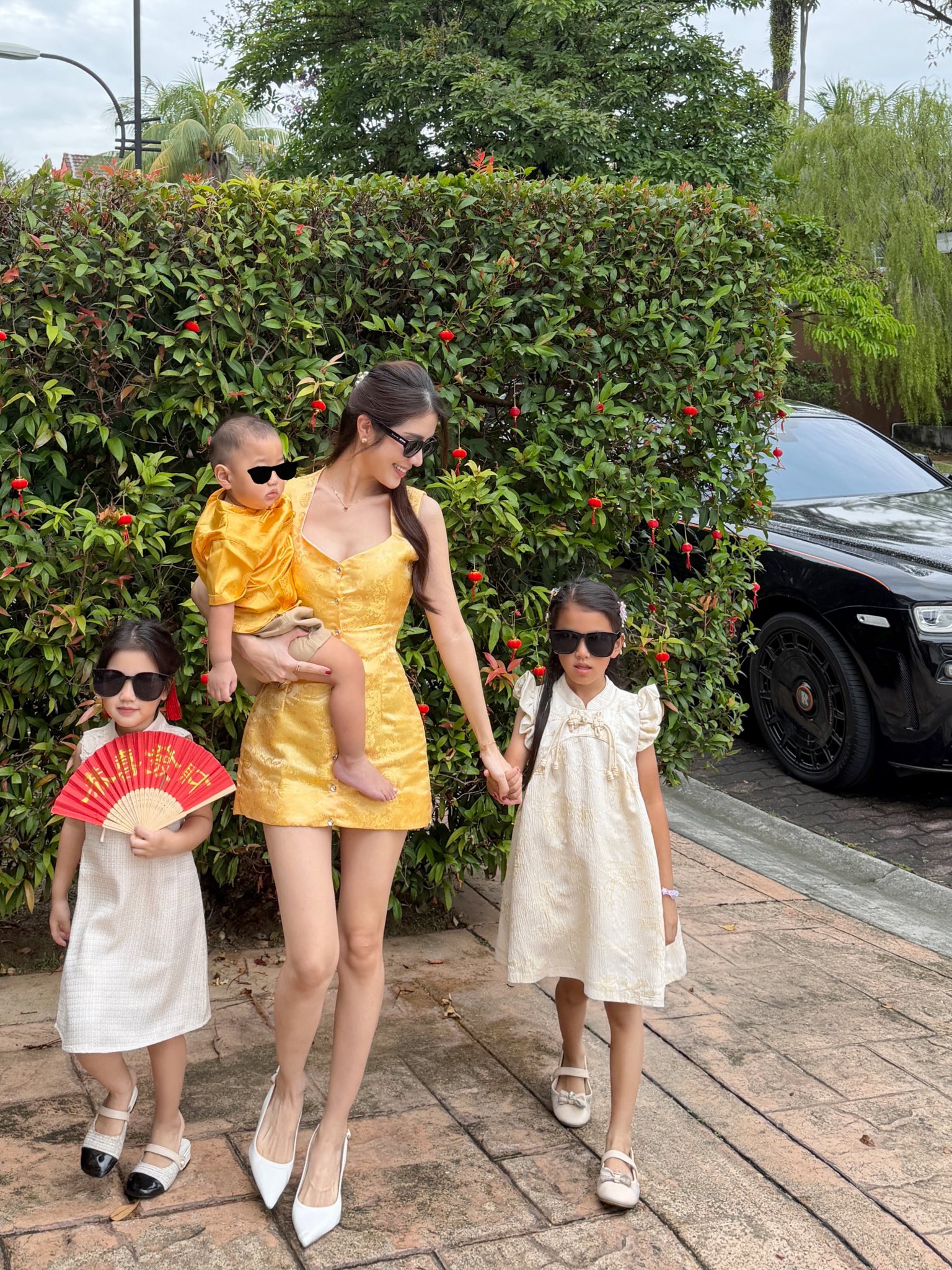 Cựu tiếp viên hàng không đẹp như 