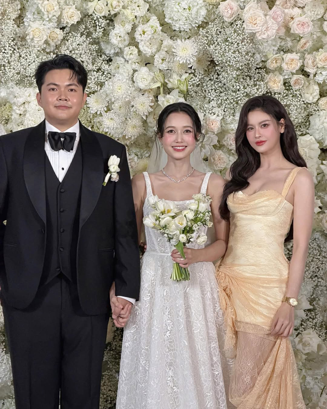 Mỹ nhân Việt lên đồ đi ăn cưới tuần qua: Mặc đúng dresscode, sang chảnh nhưng quan trọng là không lấn lướt cô dâu