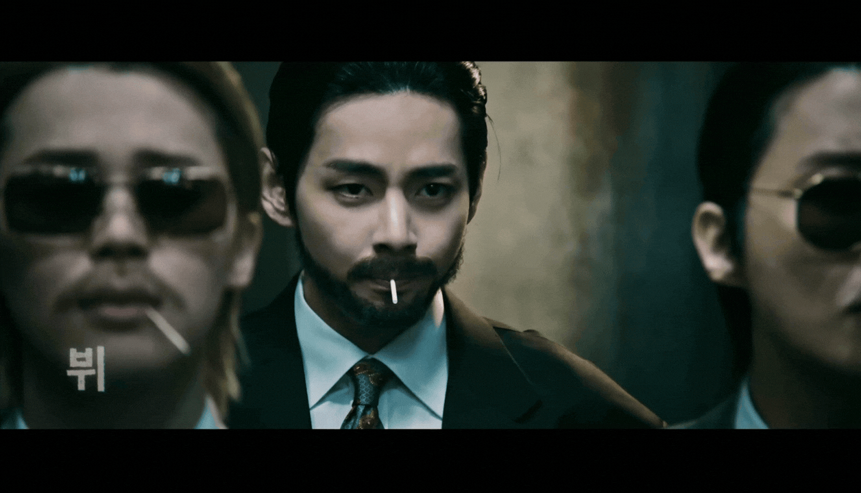 V chiếm spotlight với tạo hình 