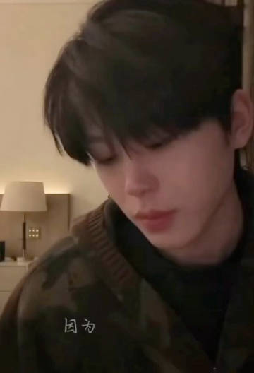 Những chia sẻ của Vương Dực Ân trong buổi livestream mới đây đã khiến dư luận dậy sóng. Ảnh: 163