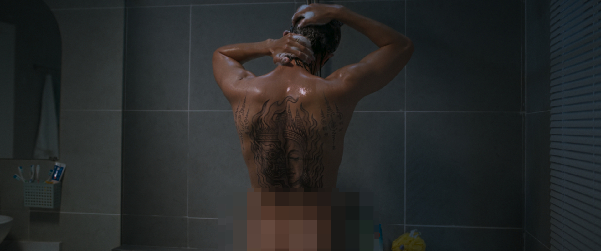 30/4 có 1 phim Việt chưa xem đã thấy cuốn: Nam chính khoe thân cực bạo, cả đời chưa từng cháy đến thế