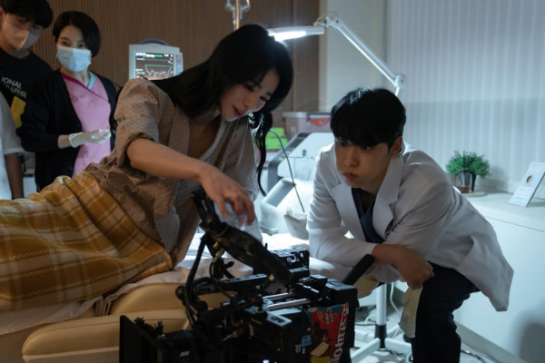 Thời điểm đó, cả hai đều đang ở đỉnh cao sự chú ý nhờ sức nóng của The Glory 2