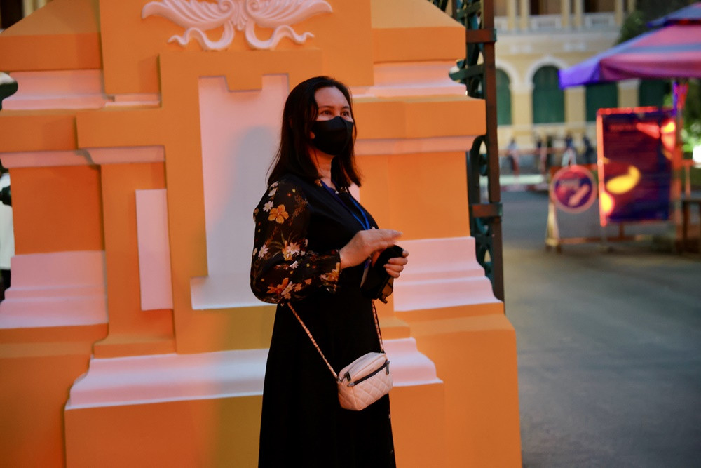 Khoảnh khắc mẹ Thuỳ Tiên ở phiên toà hồi tháng 11 năm ngoái