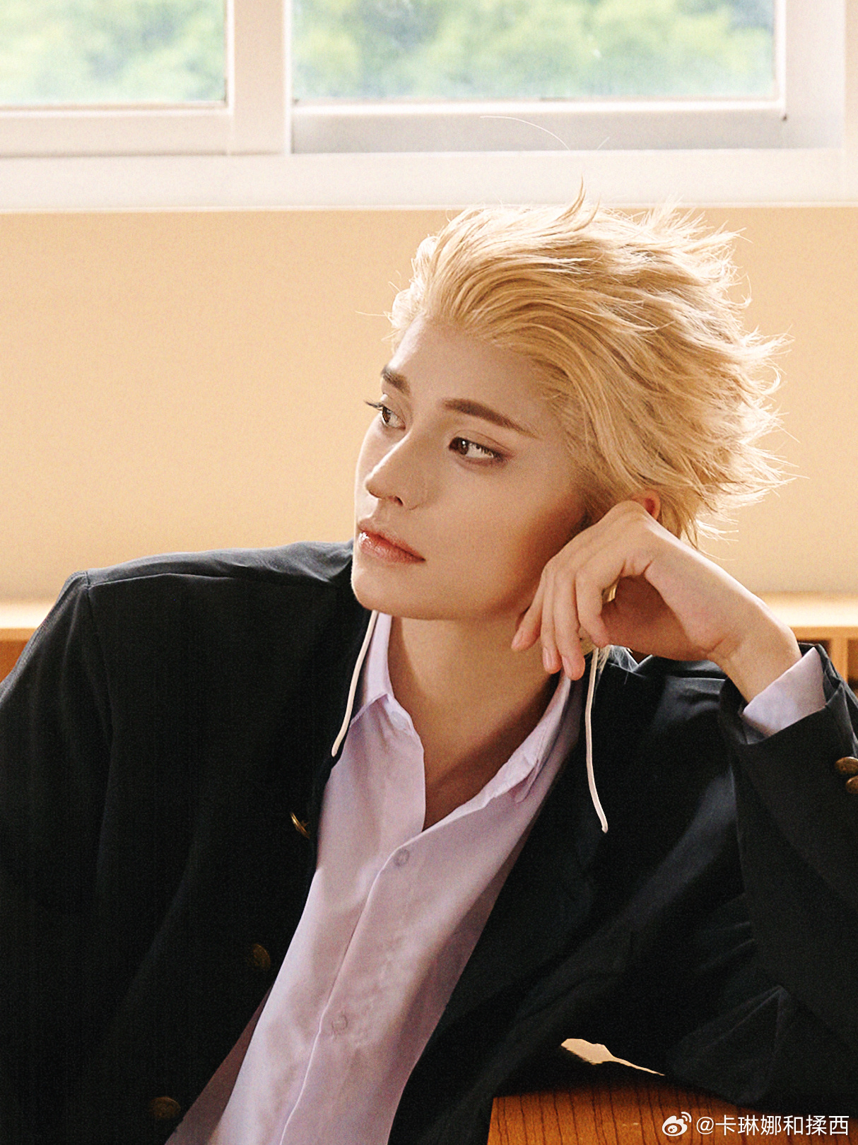 ... hay nam, Karina đều đẹp xuất sắc và tỏ ra sức hút khó cưỡng. Ảnh: Sina.