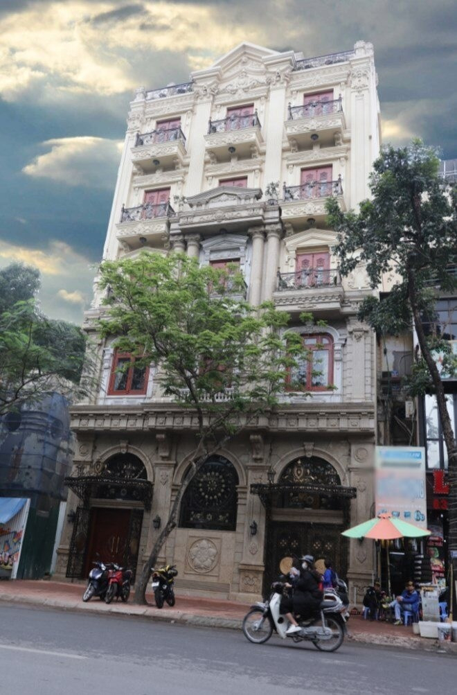 Biệt thự của vợ chồng Đỗ Mỹ Linh