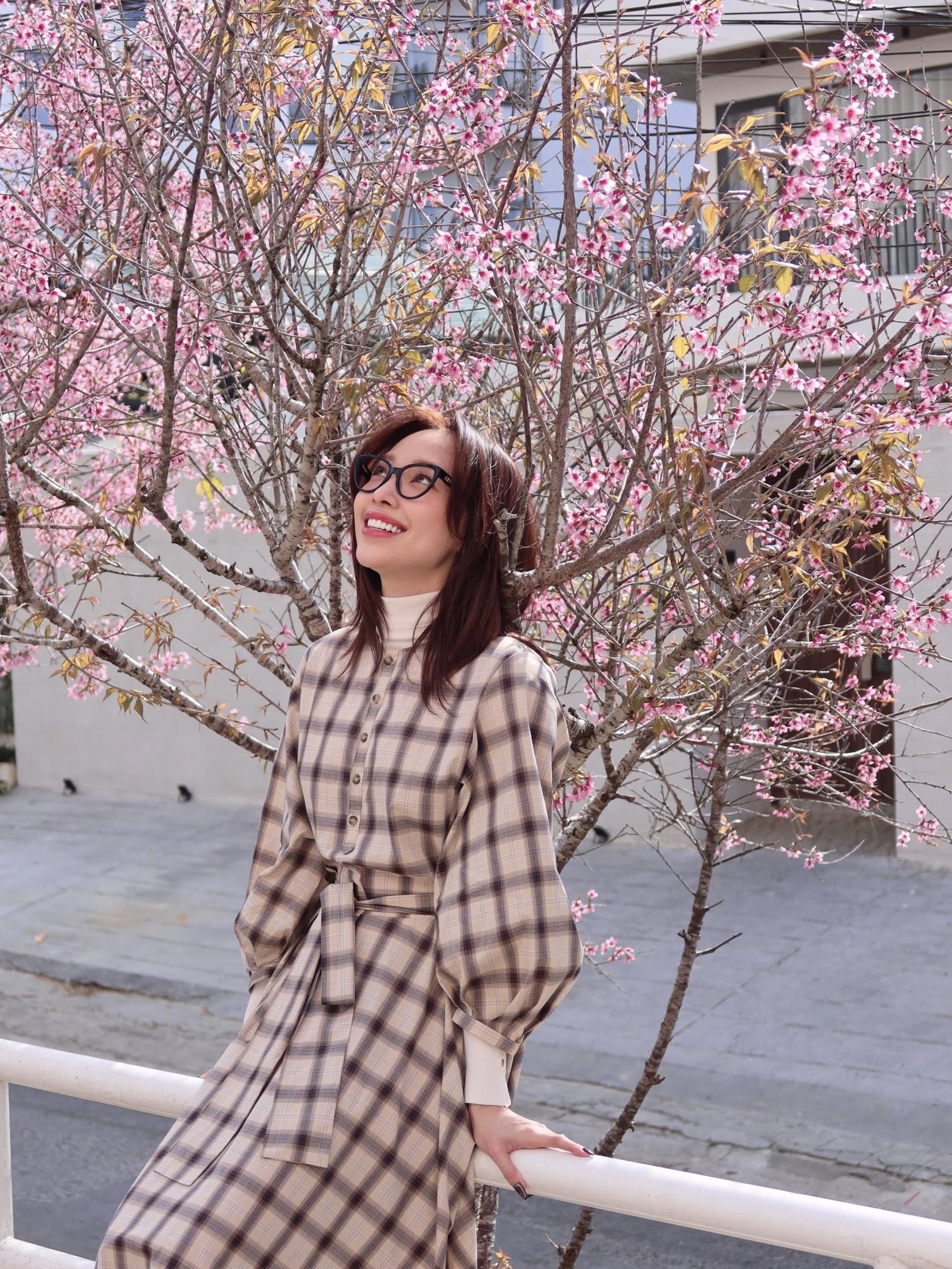 Tóc Tiên từng phủ nhận không có tình yêu mới mà năng lượng xuất phát từ việc cô tự do, tích cực tận hưởng cuộc sống.