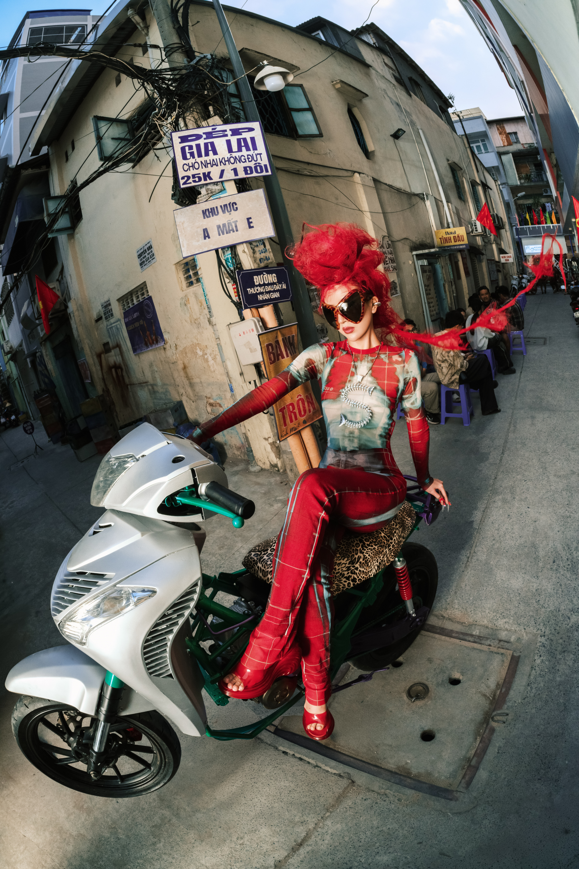 Quỳnh Anh Shyn xem âm nhạc như một chất liệu mới để mở rộng cách thể hiện bản thân