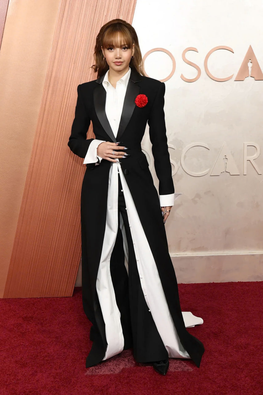 Ở thời điểm hiện tại, LISA hoàn toàn thoát khỏi khuôn khổ của một thần tượng Kpop đơn thuần để vươn mình thành một biểu tượng đại chúng toàn cầu (Ảnh: X)