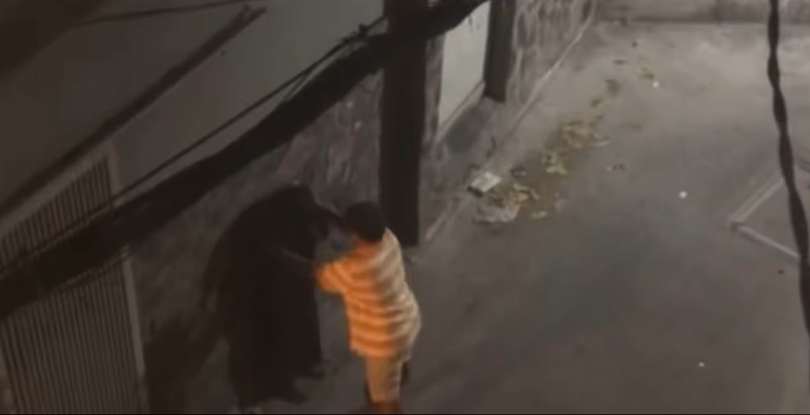 Hình ảnh được cắt từ clip