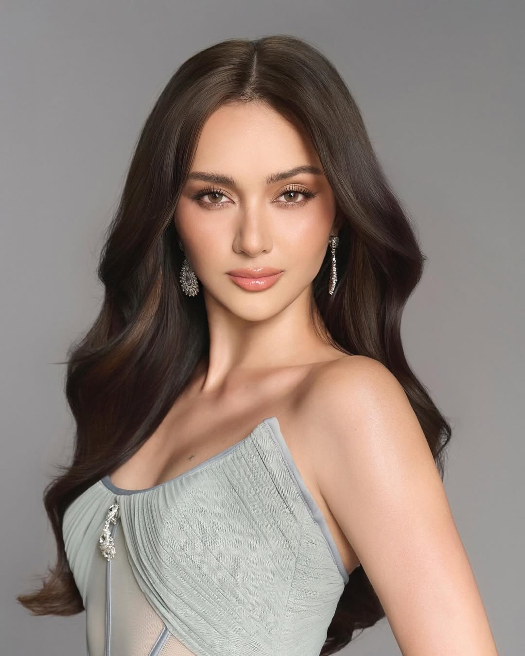 Tại Miss Cosmo 2024, Ahtisa Manalo dừng chân sớm ở top 10. Ảnh: Instagram. 