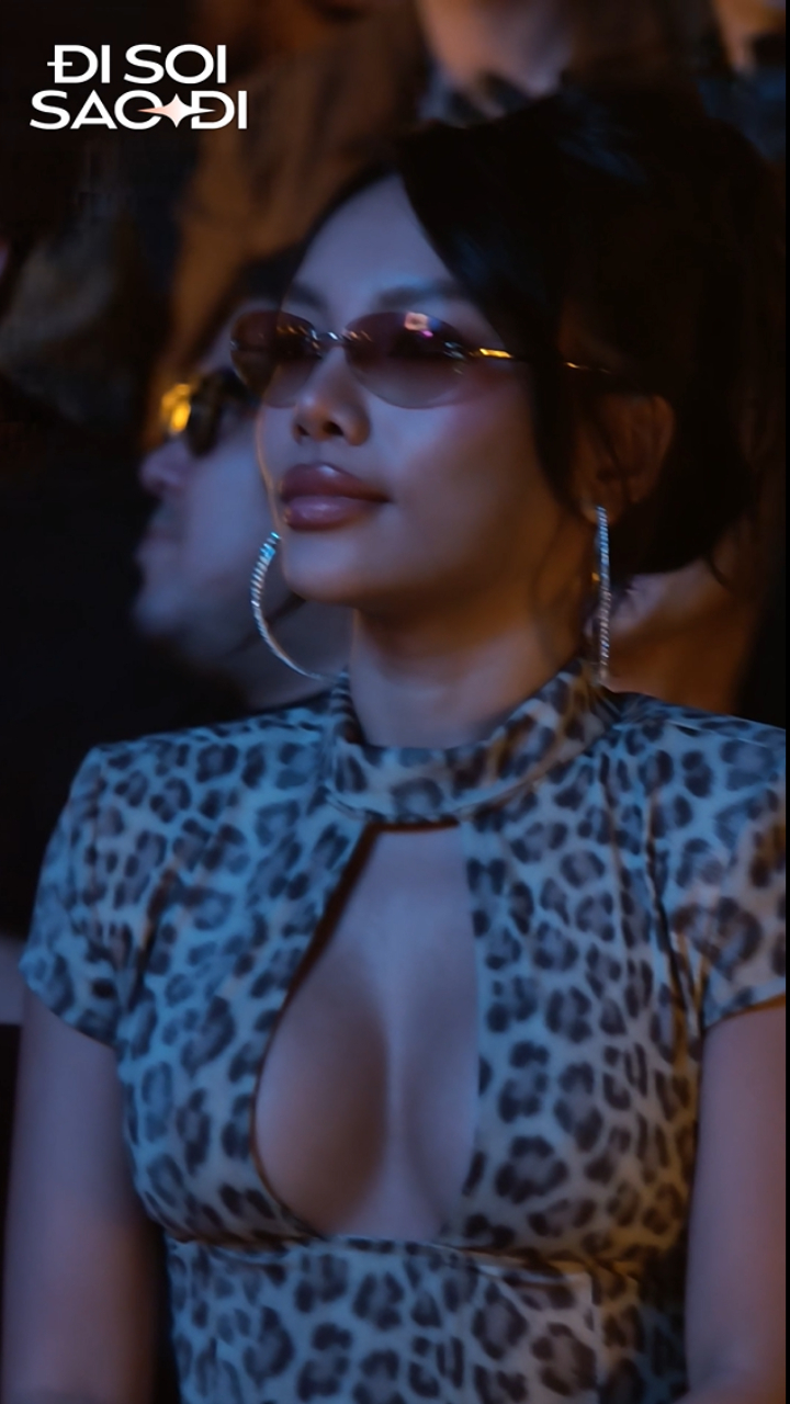 Vũ Thảo My khiến người xem khó có thể rời mắt trước phong cách đậm chất Âu Mỹ của mình.