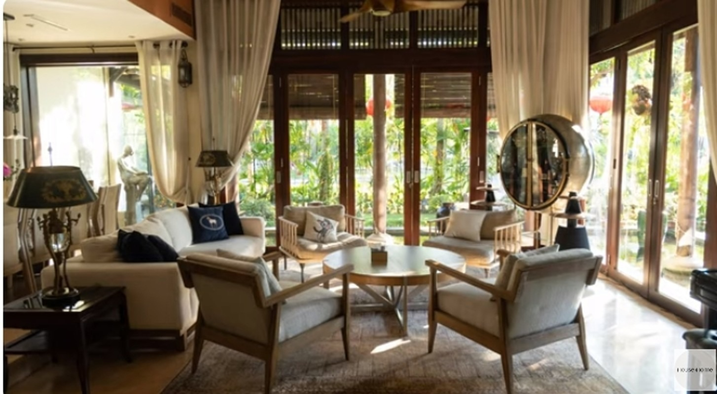 Mỹ nhân Việt 16 tuổi đăng quang hoa hậu, 31 tuổi tái hôn với chồng đại gia: Sống xa hoa trong siêu biệt thự 400 tỷ