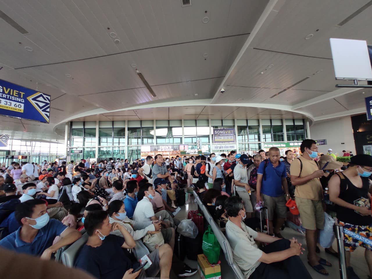 Lượng khách đổ về Phú Quốc ngày một tăng. (Ảnh minh hoạ)