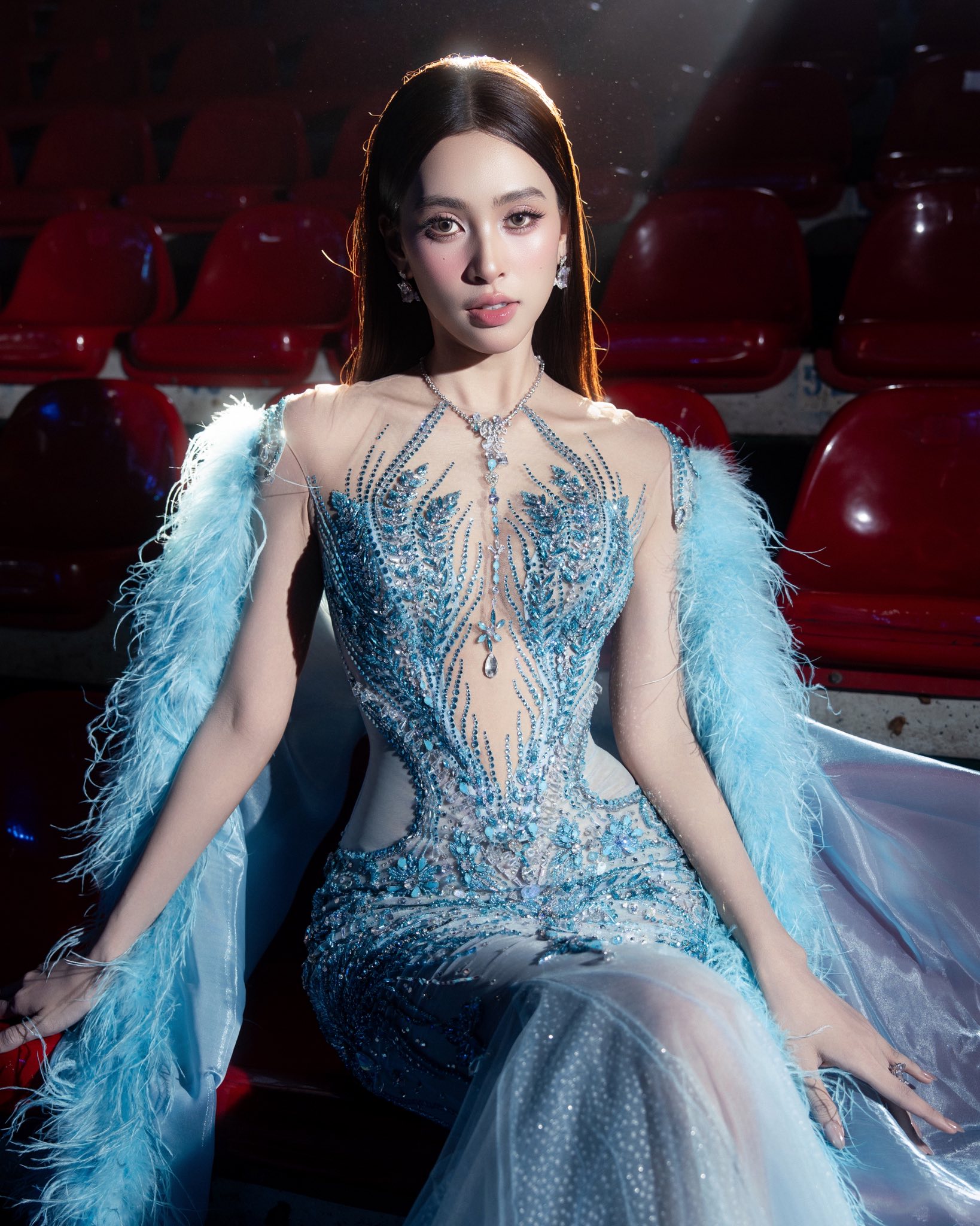   Kể từ khi đăng quang Hoa hậu Việt Nam 2018, Tiểu Vy luôn giữ được sức hút nhờ nhan sắc nổi bật và hình ảnh sạch. Ảnh: FBNV  