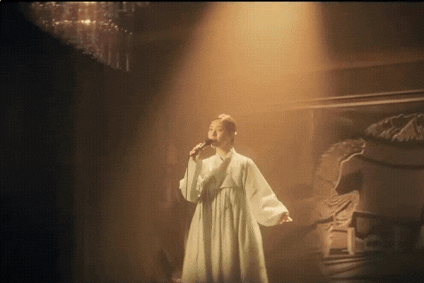 Khó tin mỹ nhân bị ghét nhất Hàn Quốc 20 năm trẻ mãi không già, netizen cà khịa “tại đơ nên mặt ít nếp nhăn”