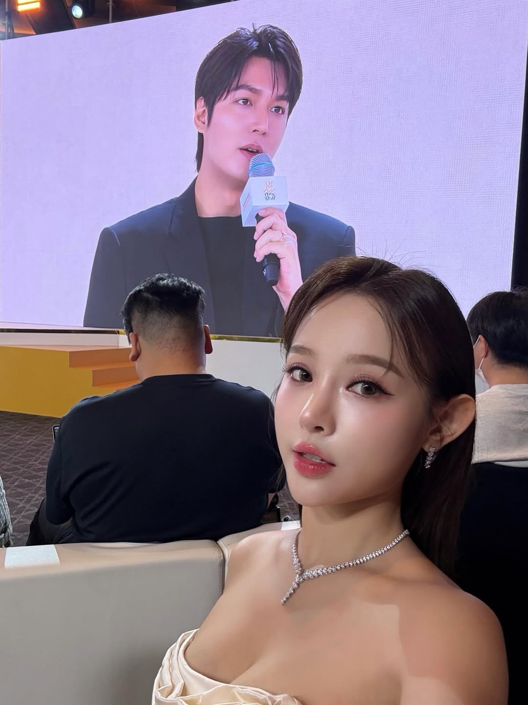 Sau nhiều năm, nhan sắc của Huyền Baby đã thăng hạng