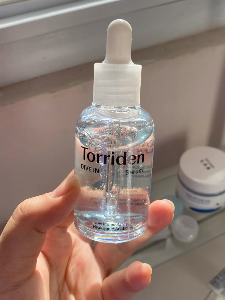 Mùa nóng chưa tới đỉnh mà da đã “toang”: Đây là 4 món skincare đang bán chạy trên Shopee giúp da vượt qua nắng nóng êm ru