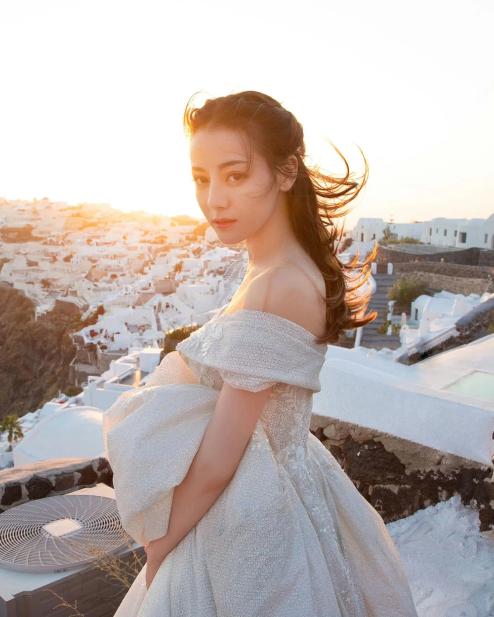 Địch Lệ Nhiệt Ba là 