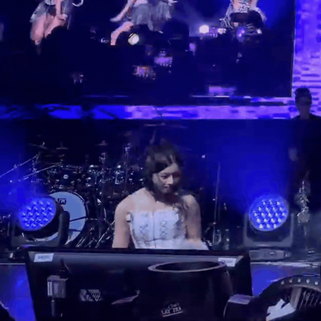 Pha xử lý tình huống chuyên nghiệp của Sullyoon nhận về nhiều lời khen