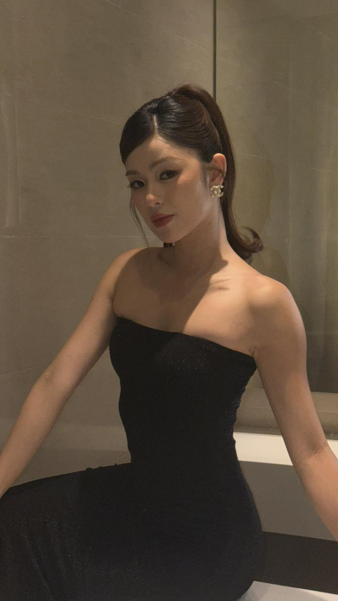 Danh tính MC xinh đẹp ở PPA Asia 1000: Tốt nghiệp RMIT, từng thi hoa hậu