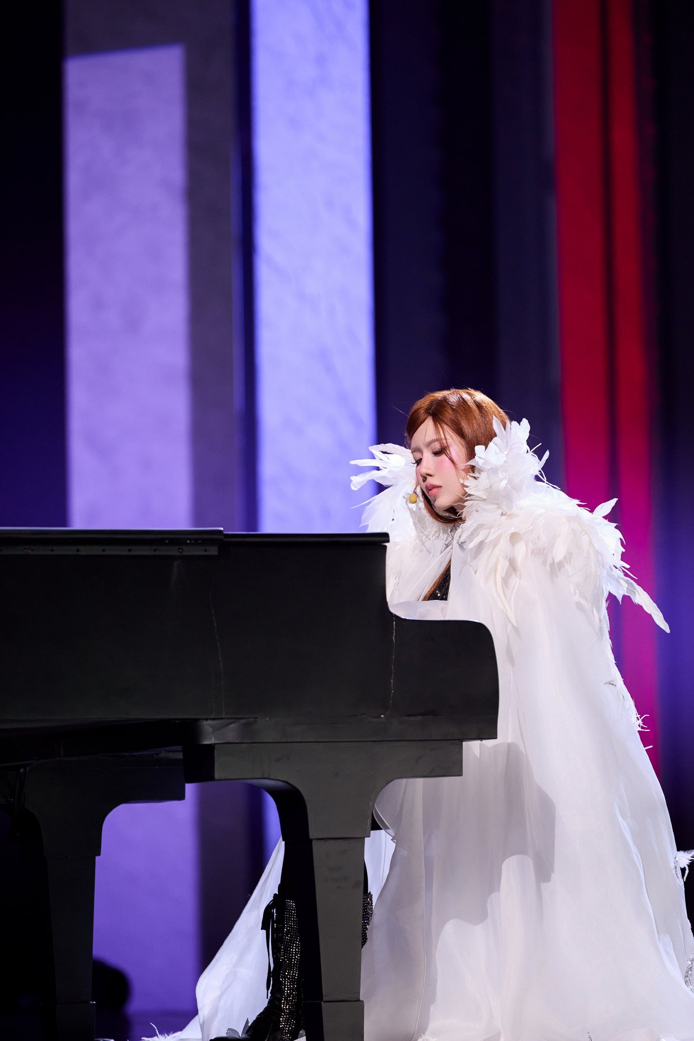 Trang Pháp bị BTC show Trung “tắt mic” khi đang phát biểu, thứ hạng sau vòng loại đúng khó tin 