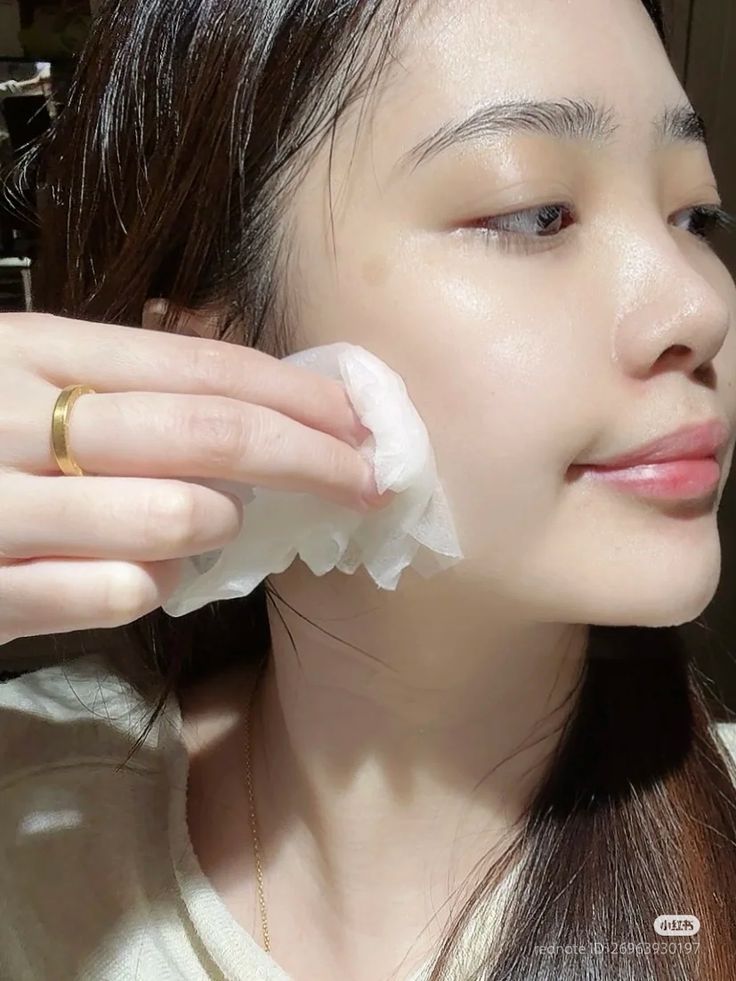 Trước khi ngủ làm 4 việc này, da dẻ