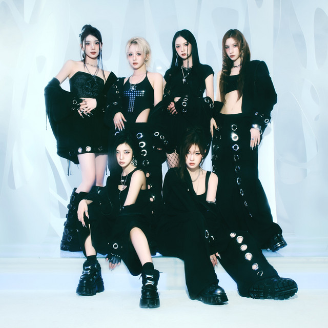 Kep1er là nhóm nhạc nữ khá nổi tiếng ở năm 2022 nhưng nhanh chóng mất nhiệt sau đó (Ảnh: X)