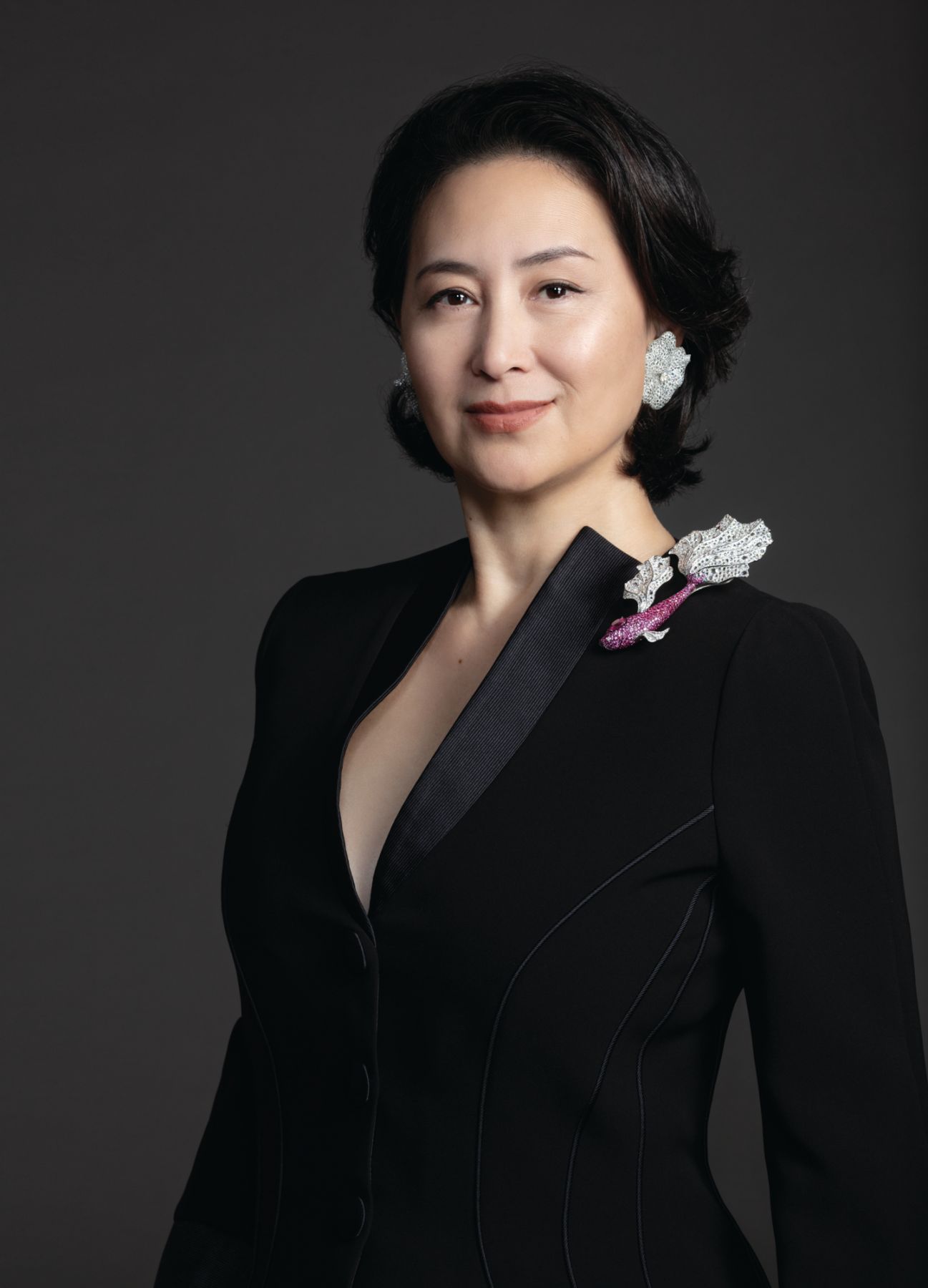 Nhiều người suy đoán, Trần Bồng Dư đeo bám, đe dọa Hà Siêu Quỳnh là do có ẩn tình gì đó liên quan đến gia tộc họ Hà (Ảnh: baijiahao).