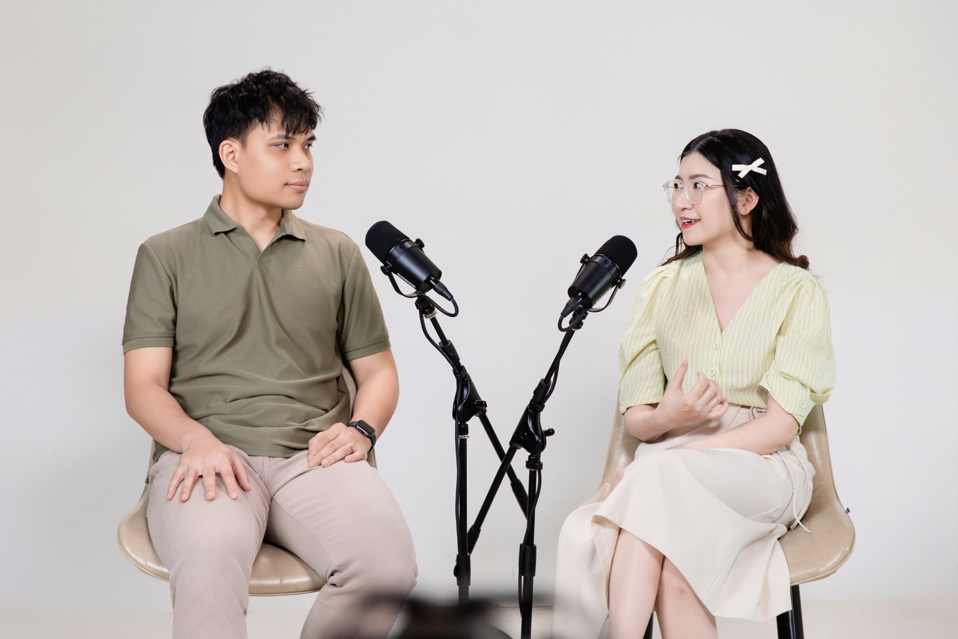 Cả hai cho biết với họ tiết kiệm không phải là cắt bớt, mà là chi tiêu có kế hoạch.