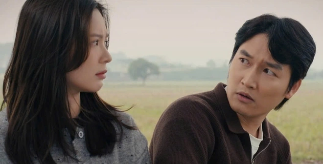 2 vợ chồng bị nhận xét diễn xuất một màu, biểu cảm chưa đủ đa dạng