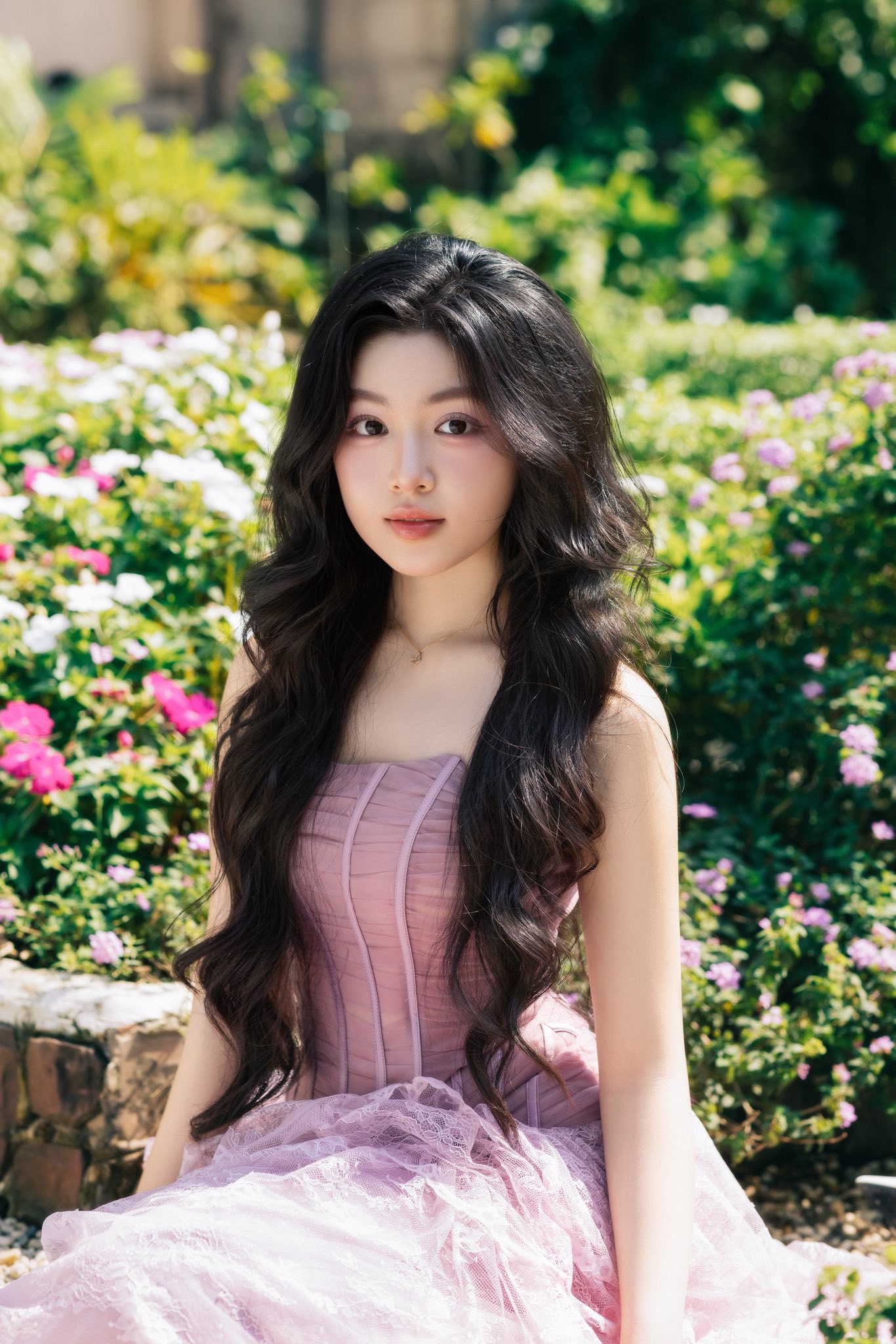 Thiếu gia Tài Sầm công khai làm 1 hành động ngay ngày sinh nhật Lọ Lem