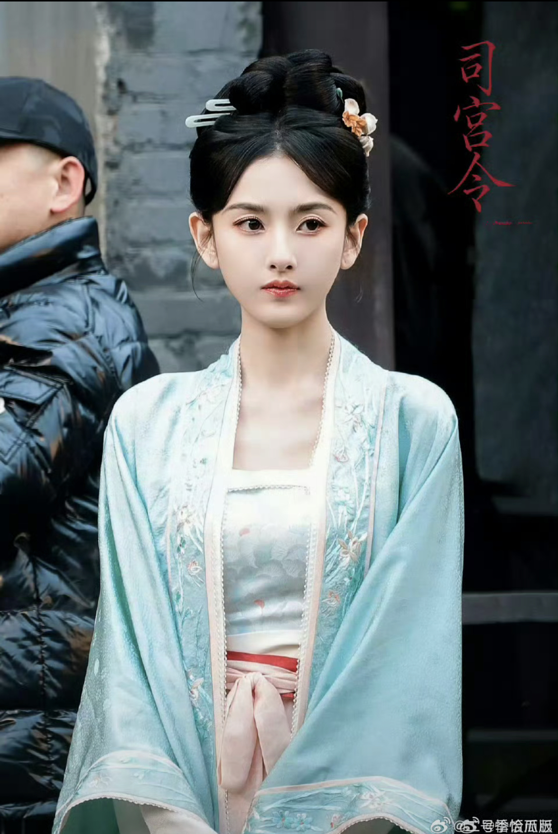 Ngắm nhan sắc này mới hiểu “kinh tài tuyệt diễm” là gì: Visual vạn năm có một, đẹp đến nghẹt thở