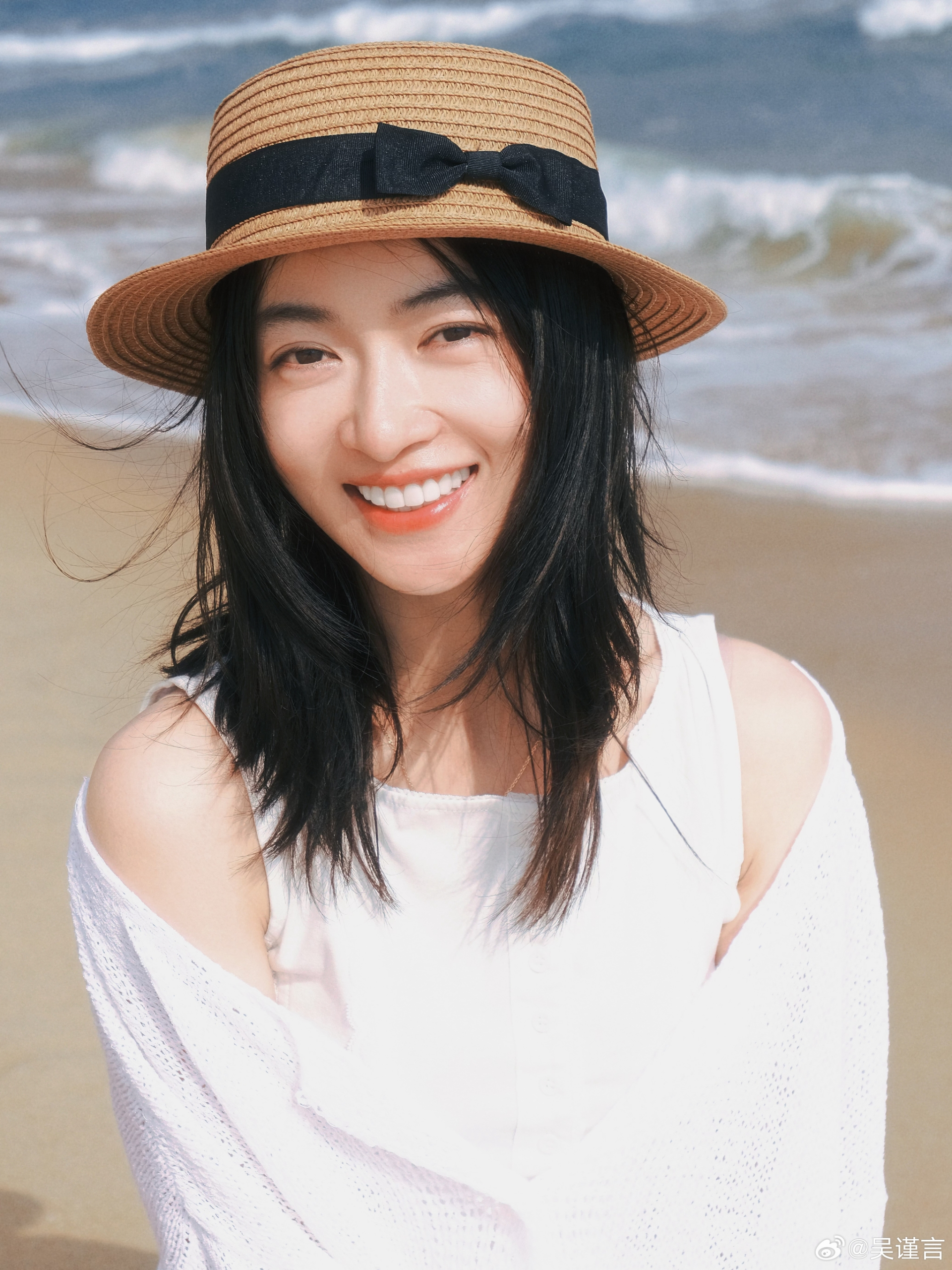 Có lúc, cô bị chê vì quá gầy, nhưng khi có da thịt hơn, nữ diễn viên rất rạng rỡ