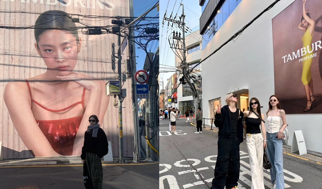 Thậm chí, giới trẻ còn có phong trào xếp hàng chụp ảnh cùng billboard quảng cáo của Jennie.  Ảnh: X
