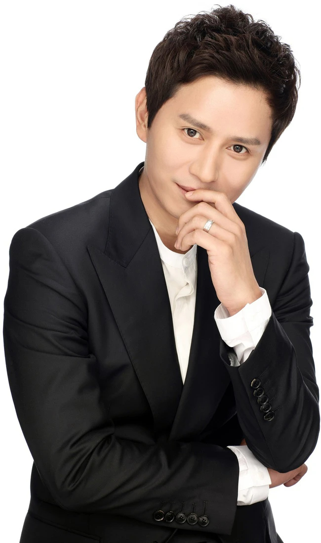 Kim Min Jong độc thân, thành đạt ở tuổi 54. Ảnh: Pinterest