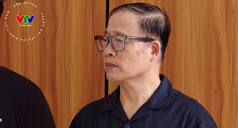 Ông Vũ Minh Châu tại cơ quan chức năng (Ảnh: VTV)