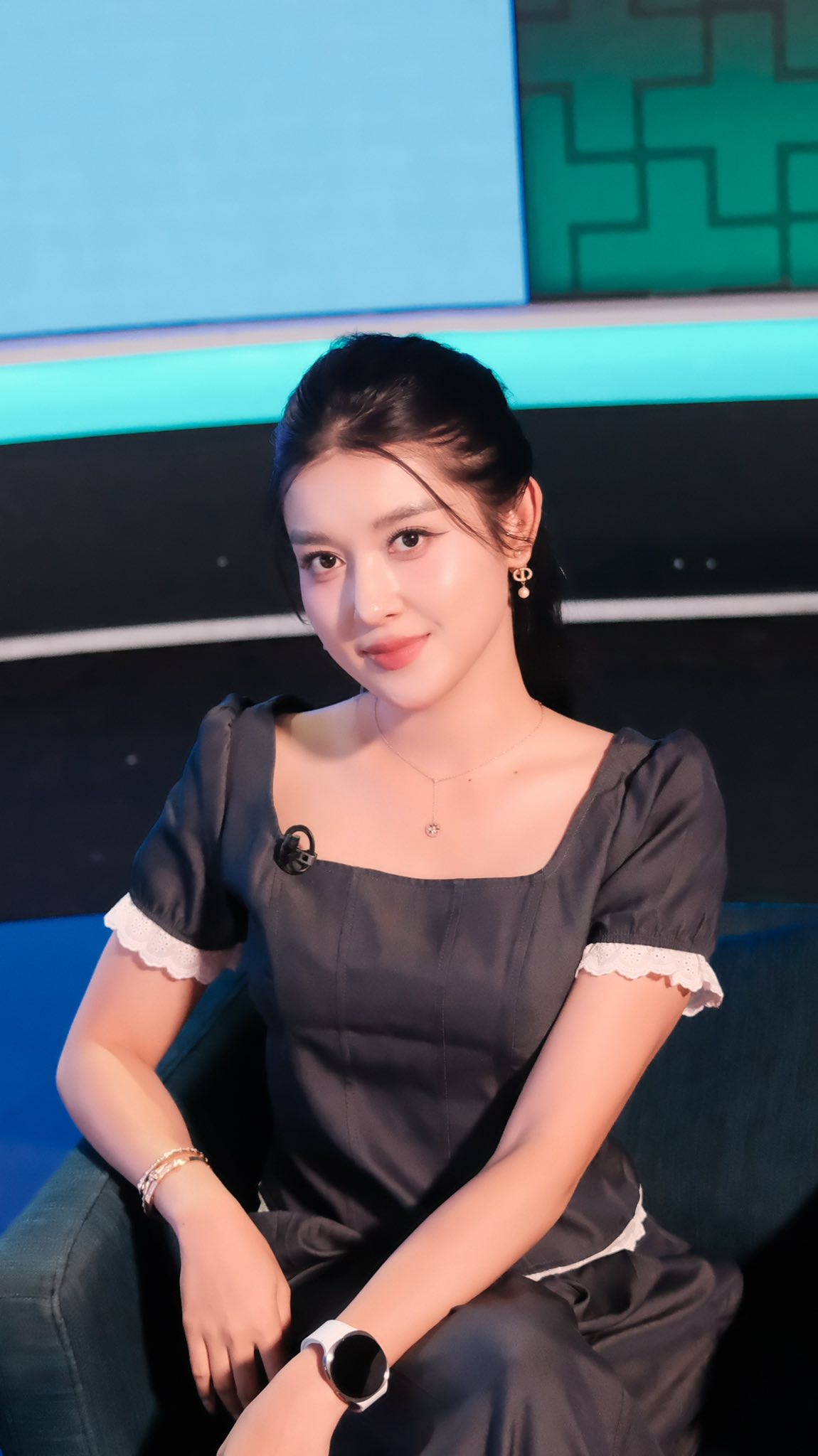 Nhiều năm qua, cô liên tục vướng tin đồn hẹn hò nhưng chưa từng công khai bất kỳ mối quan hệ nào. Ảnh: FBNV