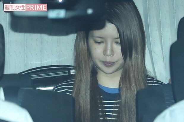 Còn Anri Sakaguchi thì vừa bị bắt khẩn cấp vì ăn trộm bánh mì trong siêu thị. Ảnh: Yahoo News