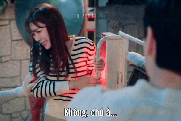 Chưa thấy cặp đôi nào chia tay mà bốc mùi cỡ này: Dứt tình là coi nhau như rác, xem xong về kể không ai tin