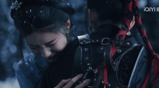 Cảnh khóc của cô bị chê chỉ gào lên nhưng không có nước mắt