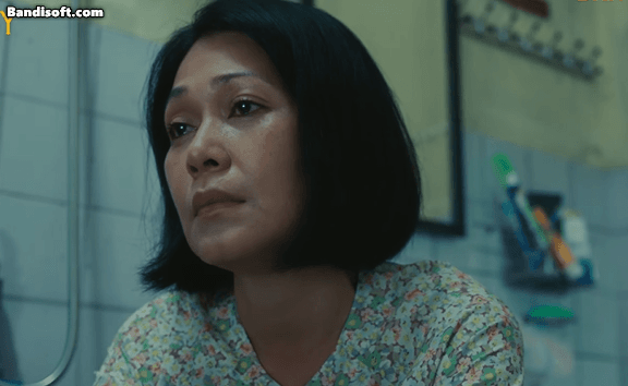 Biểu cảm của Nhung khi nghe về câu chuyện 