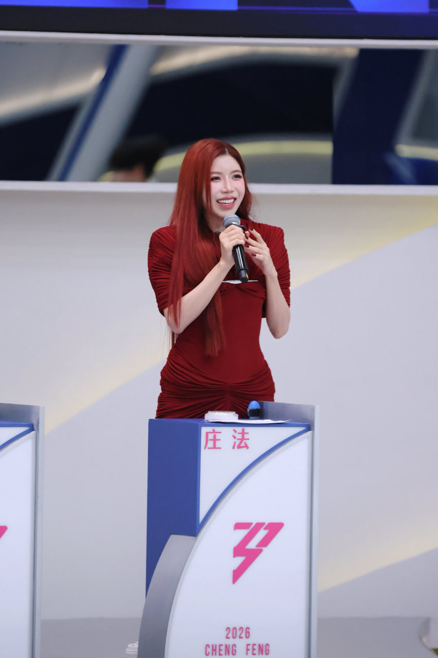 Trang Pháp tạo được nhiều dấu ấn sau sân khấu mở màn tại Đạp Gió 2026 (Ảnh:FBNV)