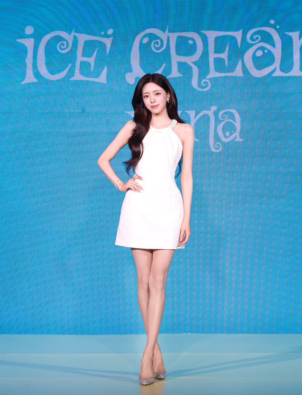 Ice Cream của YUNA đã bốc hơi sạch sẽ khỏi toàn bộ các hệ thống bảng xếp hạng âm nhạc tại Hàn Quốc sau 2 tuần (Ảnh:JYPE)