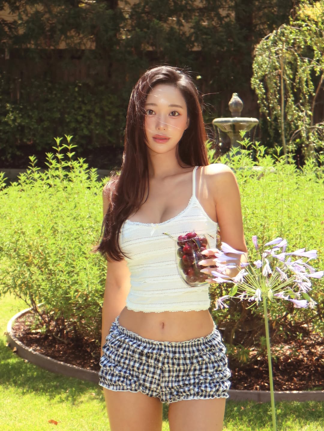 Nữ tiếp viên hàng không đẹp như